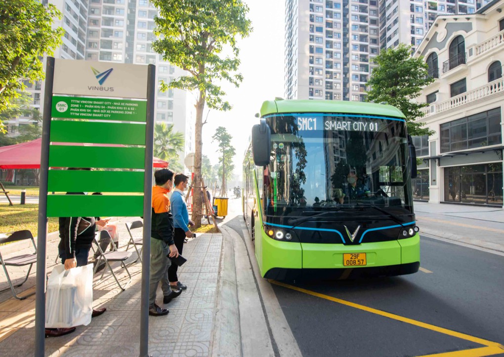 di-chuyen-bang-xe-bus