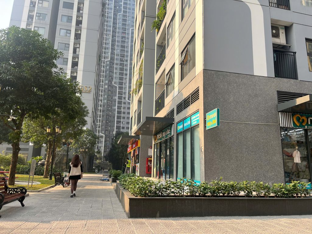 shop-chan-de-noi-khu-gs1-vinhomes-smart-city