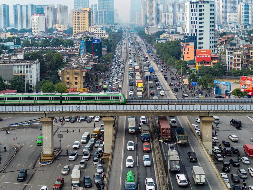 viec-phat-trien-dong-bo-mang-luoi-metro-se-giup-nguoi-dan-di-chuyen-thuan-tien-hon-giua-trung-tam-va-cac-khu-vuc-ngoai-vi