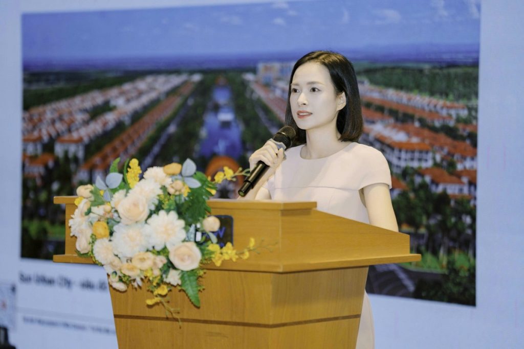 ba-pham-thi-mien-pho-vien-truong-vien-nghien-cuu-danh-gia-thi-truong-bat-dong-san-viet-nam